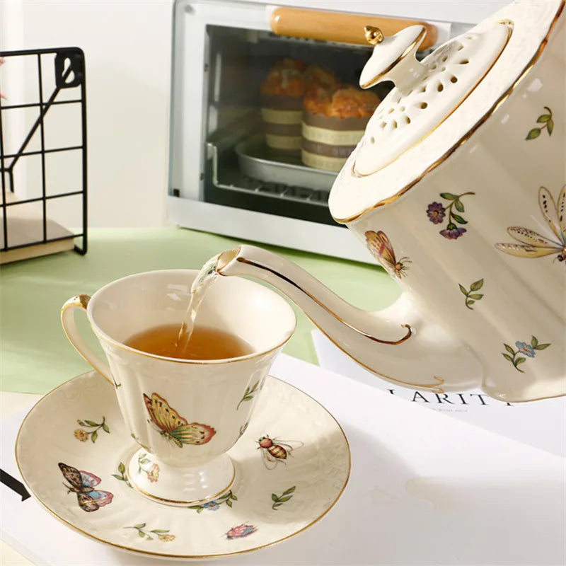 800ML Turkish Retro Ceramic Afternoon Tea Pot Set Palace Style Butterfly Flower Gold Rim English Teapot Coffee Cup Saucer Home