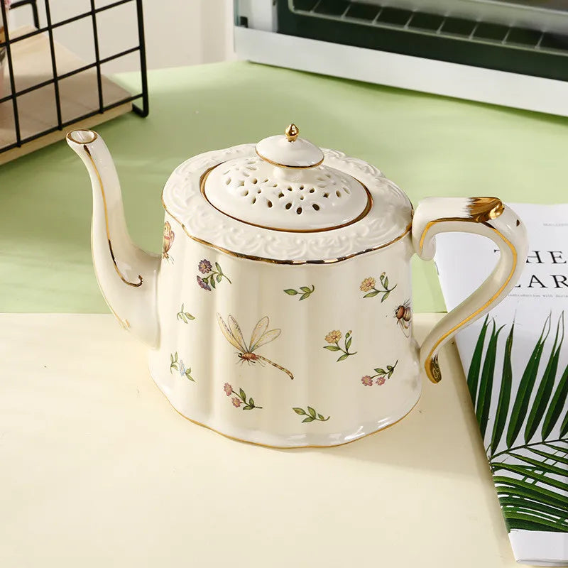 800ML Turkish Retro Ceramic Afternoon Tea Pot Set Palace Style Butterfly Flower Gold Rim English Teapot Coffee Cup Saucer Home