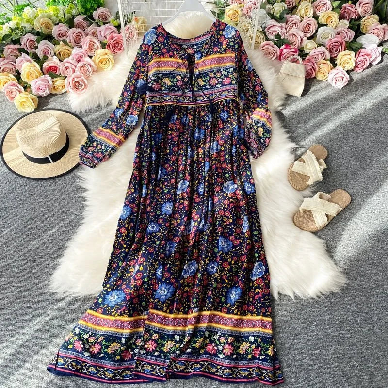 Vintage Women's Beach Skirt Dress Long Sleeve Floral Print Beach Bohemian Straight V-neck Maxi Dress Summer Ladies Dress