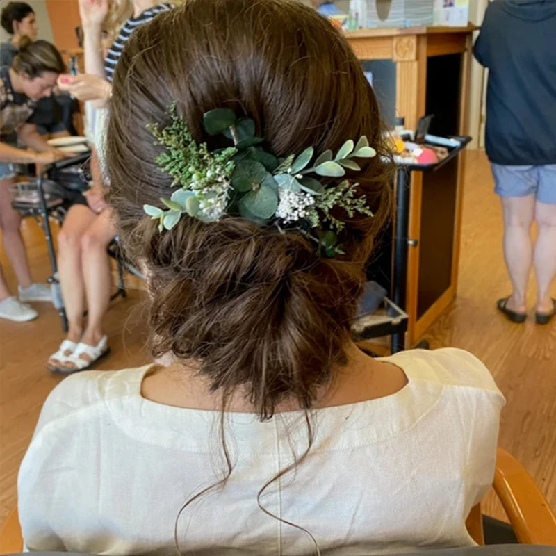 Greenery Handmade Eucalyptus Bridal Hair Comb, Boho Wedding Headpiece, Romantic Dried Flower Comb for Bridesmaids supplies