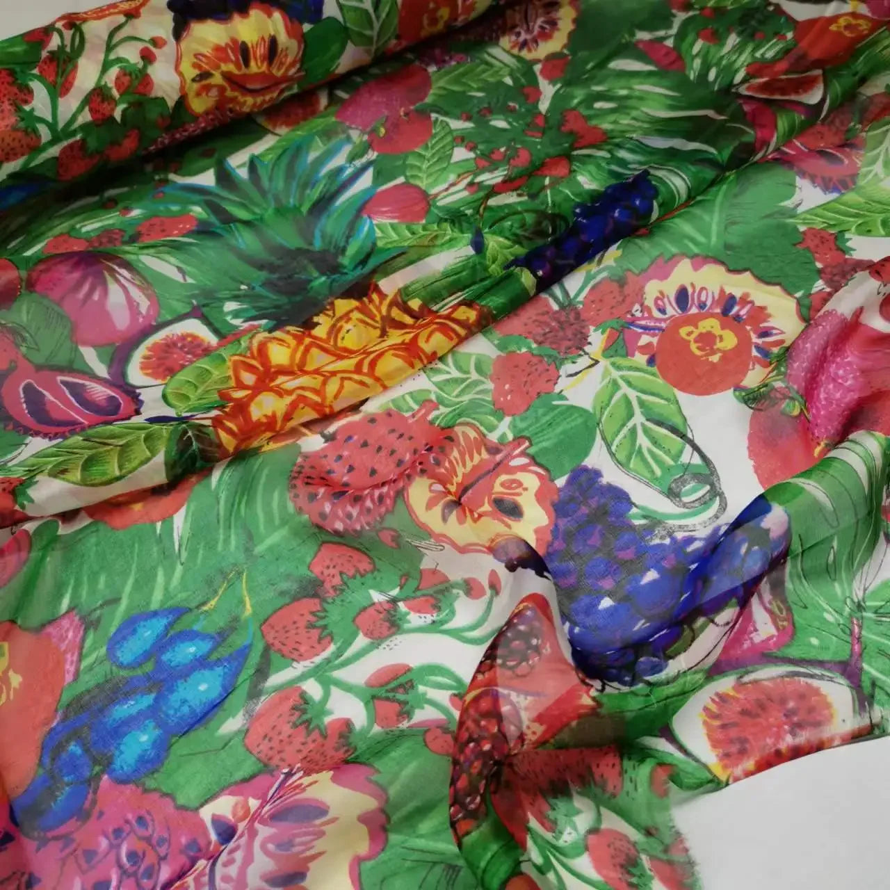 Pure Silk 100% Fabric On Sale Bohemian Floral Chiffon Style Width 135cm Soft 6mm Dress Scarf Material