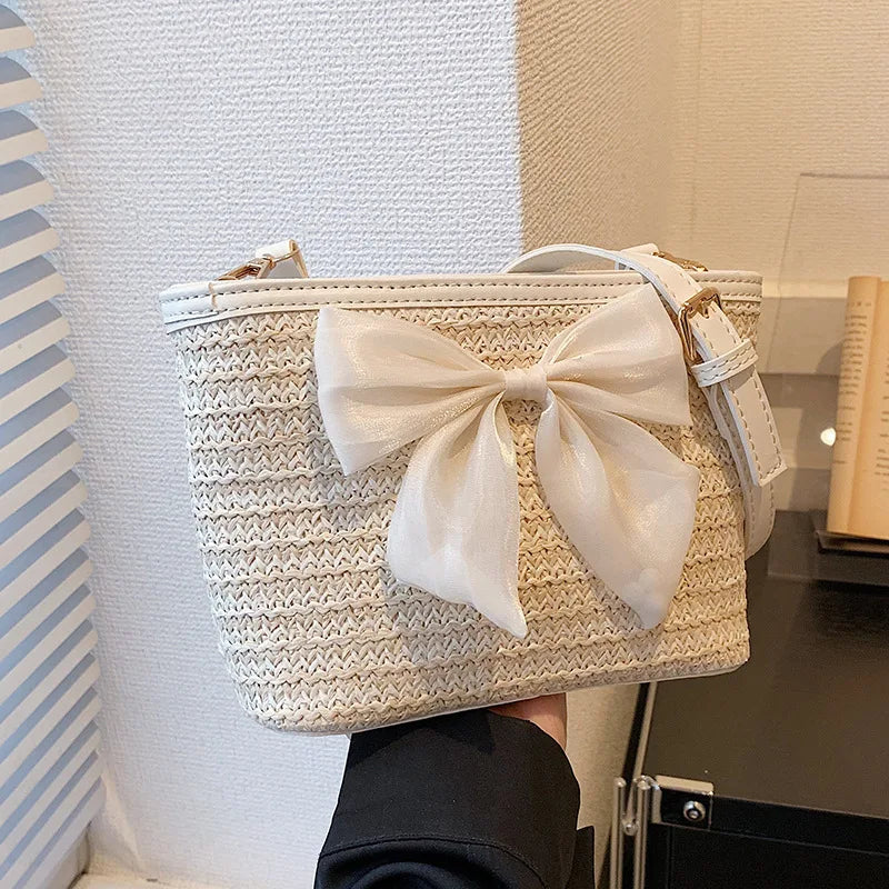 2024 New Woven Bag Women's Summer Versatile Crossbody Beach Resort Bag Mini Bohemian Phone Wallet Bucket Bag