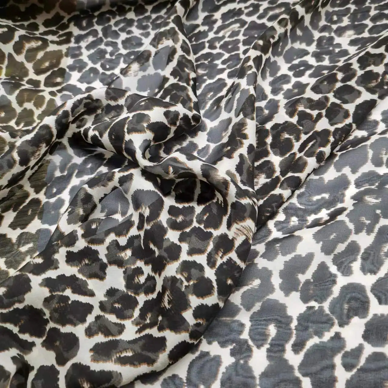 Pure Silk 100% Fabric On Sale Bohemian Floral Chiffon Style Width 135cm Soft 6mm Dress Scarf Material