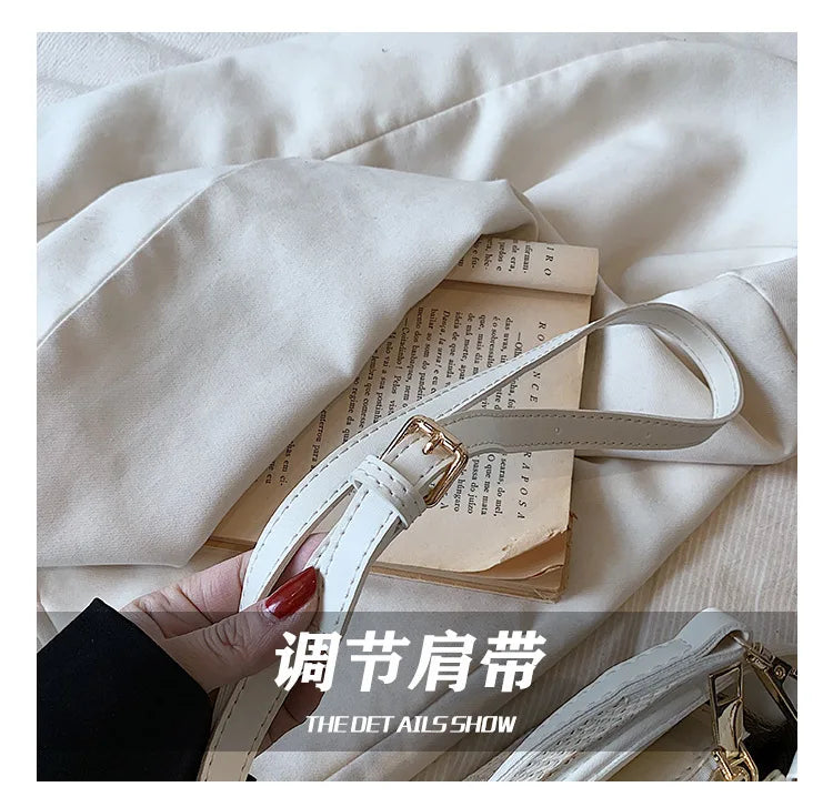 2024 New Woven Bag Women's Summer Versatile Crossbody Beach Resort Bag Mini Bohemian Phone Wallet Bucket Bag