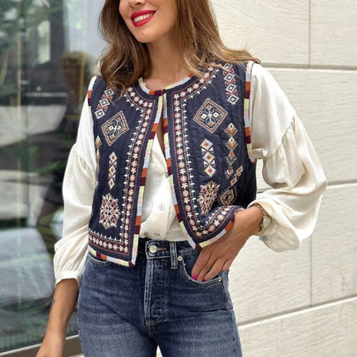Combhasaki Women's Y2K Vintage Aesthetic Embroidery Vest Sleeveless Cardigan Round Neck Open Front Cropped Jackets Boho Outwear