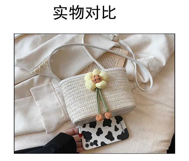 2024 New Woven Bag Women's Summer Versatile Crossbody Beach Resort Bag Mini Bohemian Phone Wallet Bucket Bag