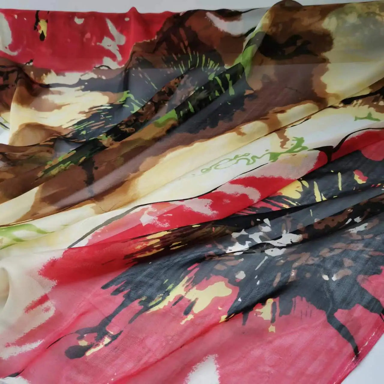 Pure Silk 100% Fabric On Sale Bohemian Floral Chiffon Style Width 135cm Soft 6mm Dress Scarf Material