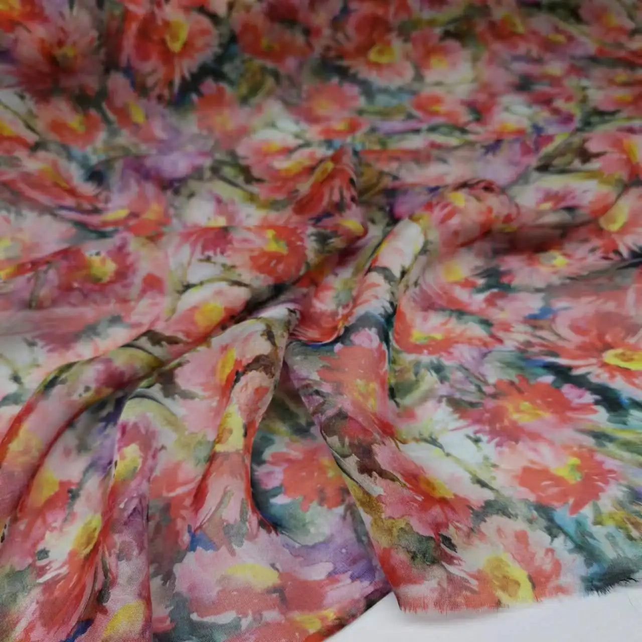 Pure Silk 100% Fabric On Sale Bohemian Floral Chiffon Style Width 135cm Soft 6mm Dress Scarf Material