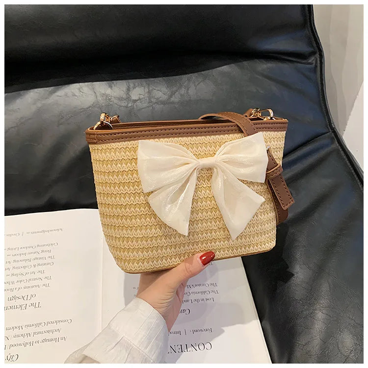 2024 New Woven Bag Women's Summer Versatile Crossbody Beach Resort Bag Mini Bohemian Phone Wallet Bucket Bag