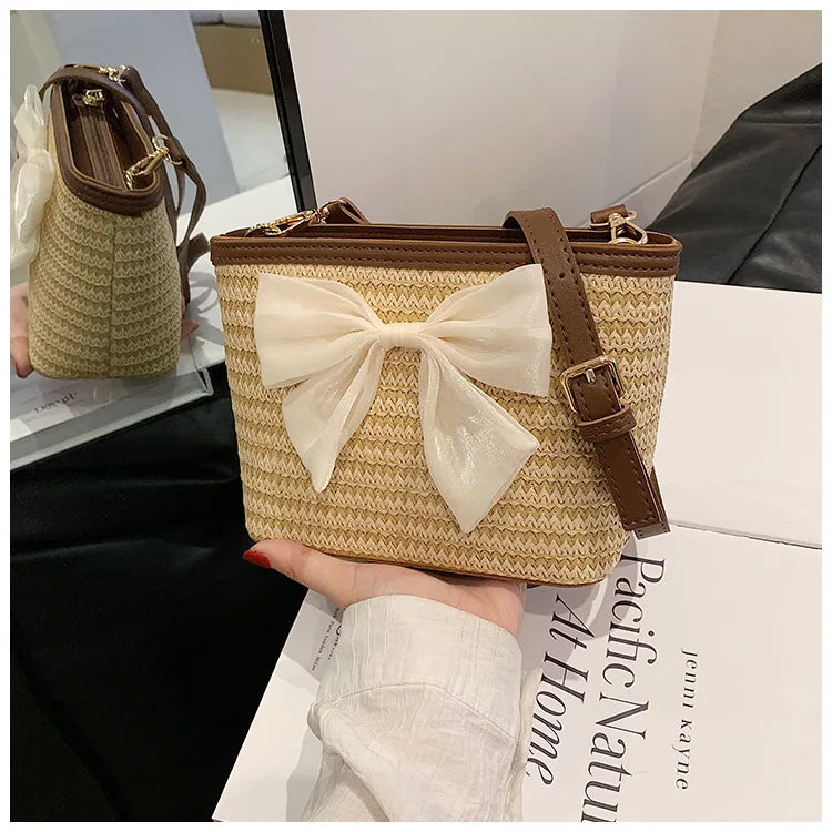 2024 New Woven Bag Women's Summer Versatile Crossbody Beach Resort Bag Mini Bohemian Phone Wallet Bucket Bag