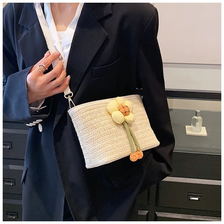 2024 New Woven Bag Women's Summer Versatile Crossbody Beach Resort Bag Mini Bohemian Phone Wallet Bucket Bag