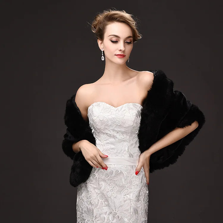 Luxury Faux Fur Scarf Cape Winter Warm Bolero Bridal Poncho Elegant Soft Mink Female Wedding Cloak Jacket E162