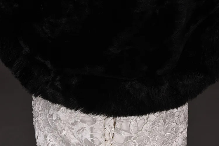 Luxury Faux Fur Scarf Cape Winter Warm Bolero Bridal Poncho Elegant Soft Mink Female Wedding Cloak Jacket E162
