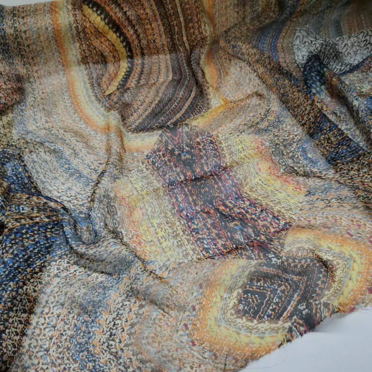 Pure Silk 100% Fabric On Sale Bohemian Floral Chiffon Style Width 135cm Soft 6mm Dress Scarf Material