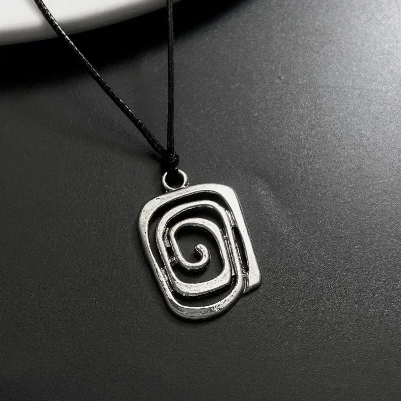 Vintage Spiral Vortex Pendant Necklace Hand-woven Leather Rope Necklace for Women Boho Goth Necklace Fashion 2023 Y2K Jewelry