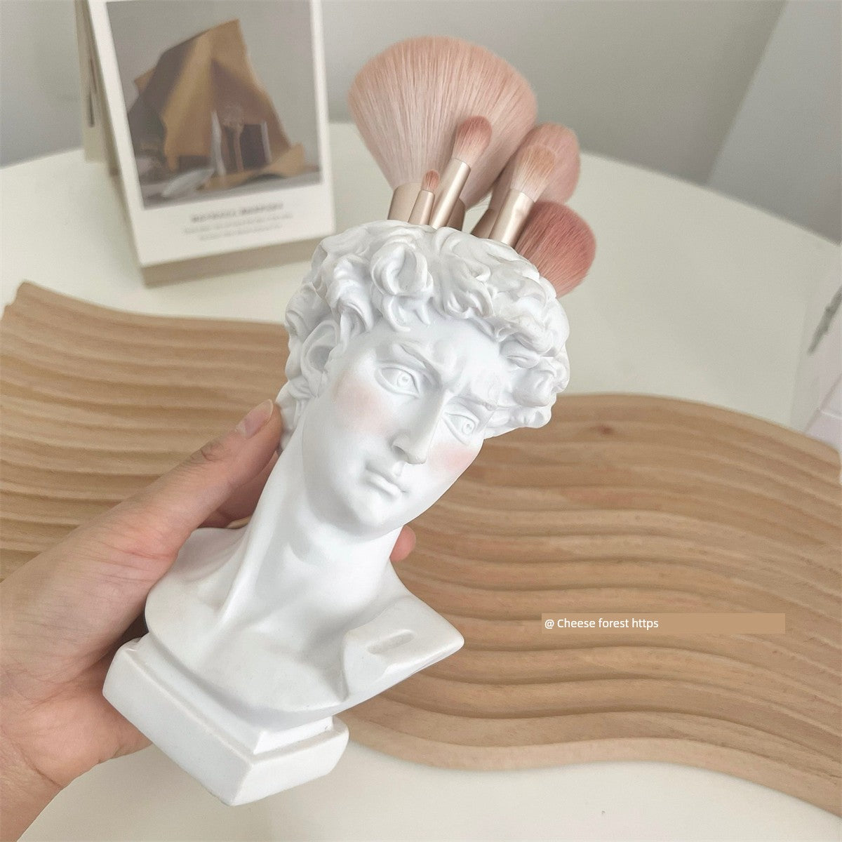 INS Style David Statue Flower Holder Desktop Decoration Makeup Brush Storage Pen Holder Vase Art Vase Photo Props