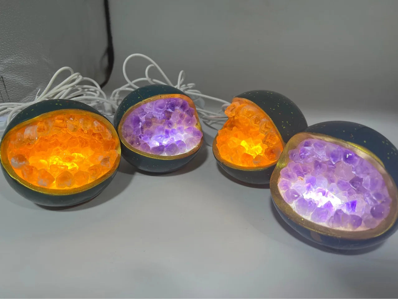 Natural Crystal Gravel Light USB plug Citrine/Amethyst Bedside Night Light Energy Reiki Healing Gem Home Decor Quartz Geode