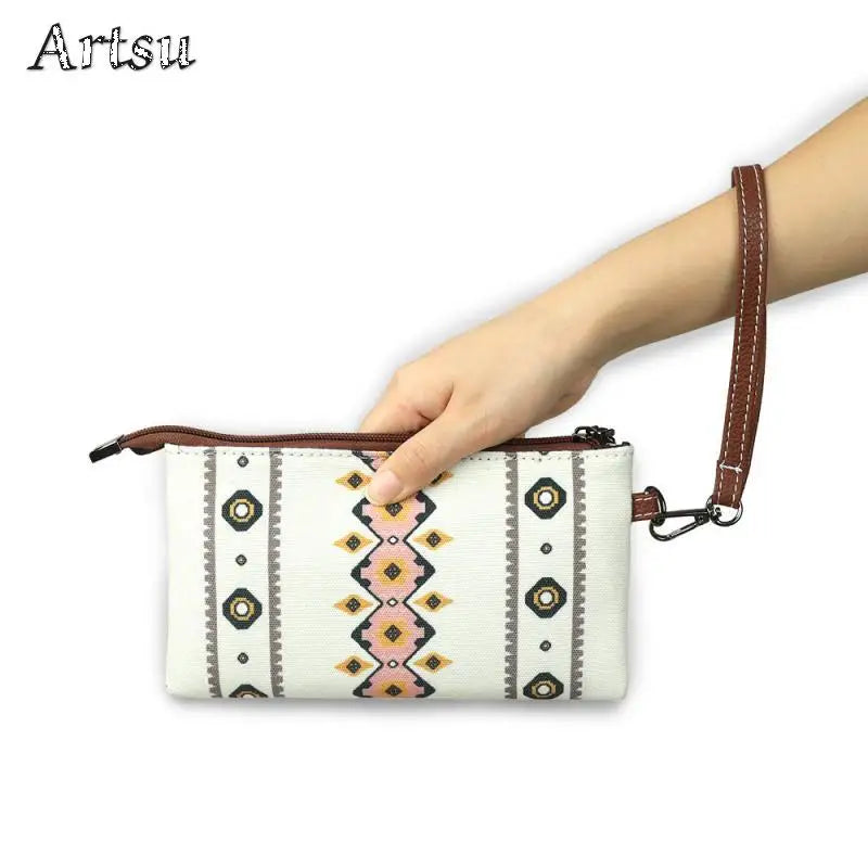 Hot Selling Bohemian Style Women's Wallet Fashion European American Retro Portable Women's Bag Leisure Trend Zipper Small Wallet