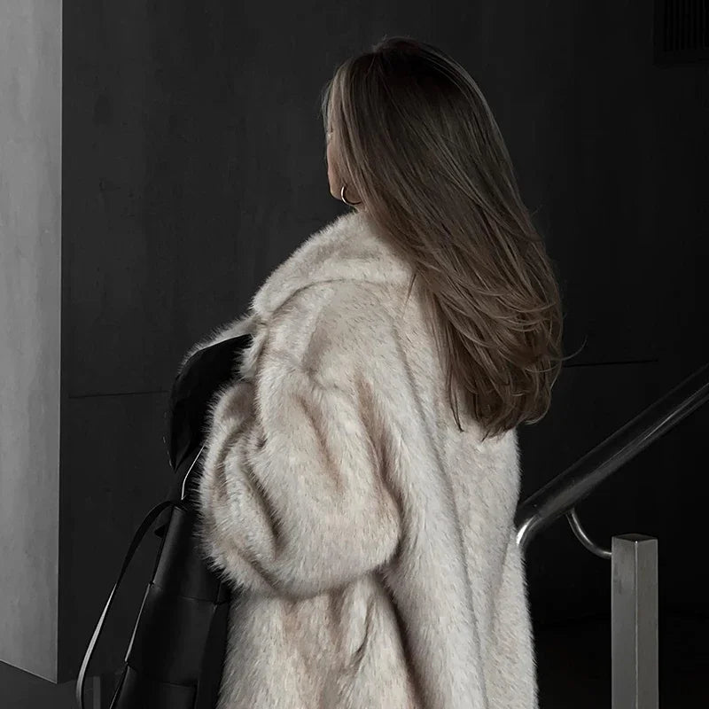Premium Vintage Look Long Faux Fur Coat Women Gradient Maxi Overcoats 2024 Winter Cozy Iconic Fuzzy Outfits Parka Outwear