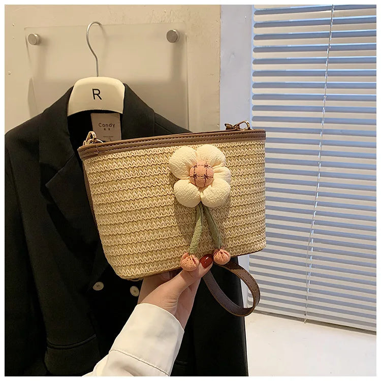 2024 New Woven Bag Women's Summer Versatile Crossbody Beach Resort Bag Mini Bohemian Phone Wallet Bucket Bag