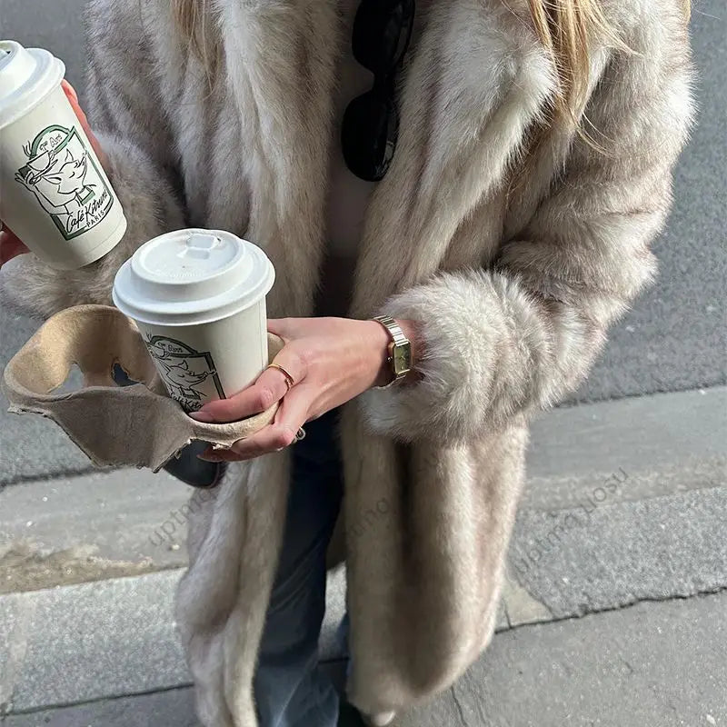 Premium Vintage Look Long Faux Fur Coat Women Gradient Maxi Overcoats 2024 Winter Cozy Iconic Fuzzy Outfits Parka Outwear