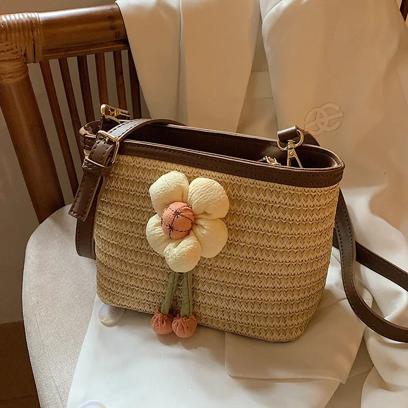 2024 New Woven Bag Women's Summer Versatile Crossbody Beach Resort Bag Mini Bohemian Phone Wallet Bucket Bag