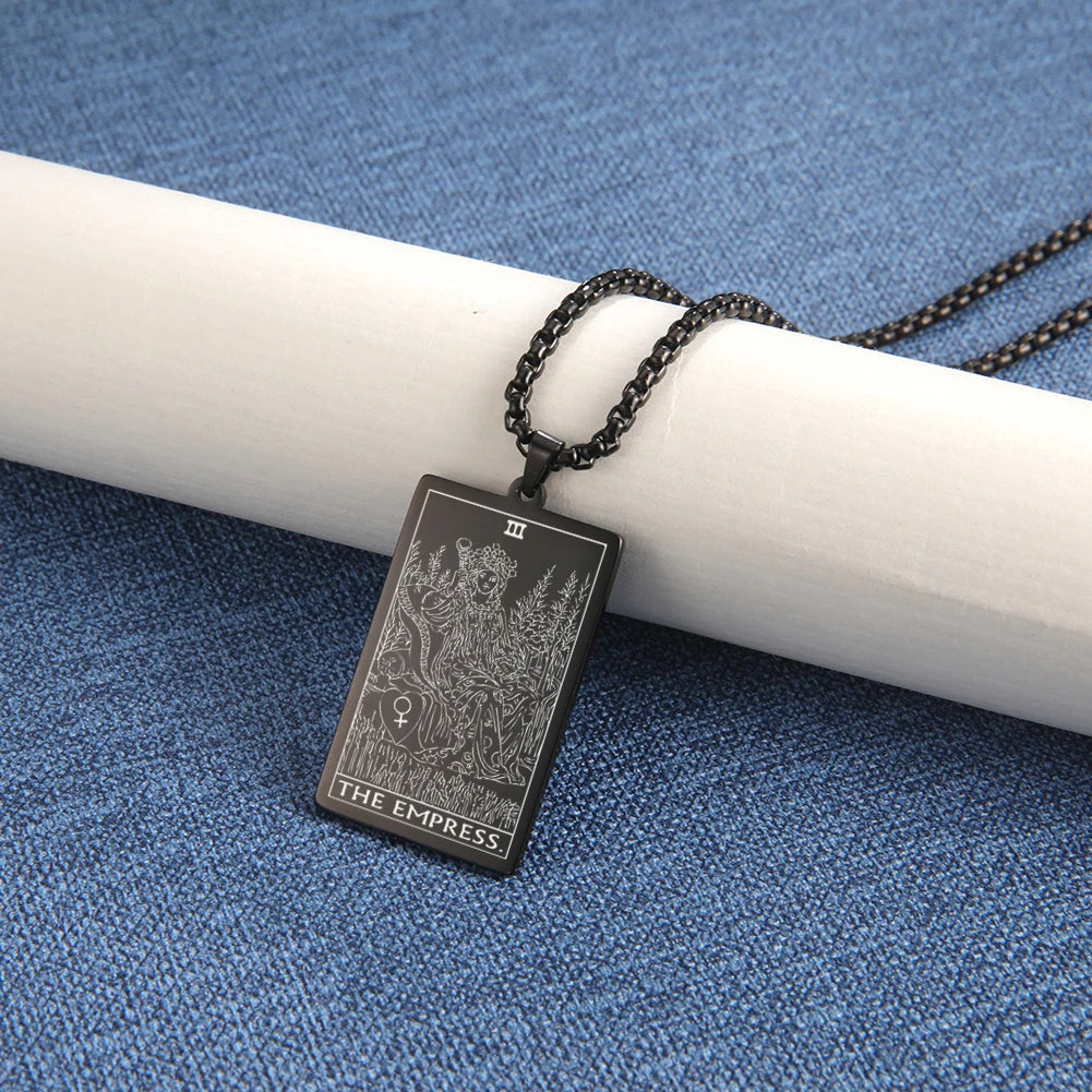 Dawapara The Major Arcana Tarot Cards Vintage Amulet Pendant Necklaces Box Chain Men Jewelry Stainless Steel Golden Black