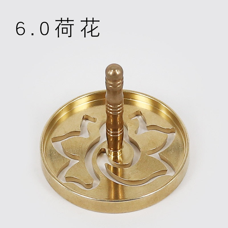 craftsman antique copper incense burner pure copperHome decoration household Zen Xuande stove plate sandalwood burner carving