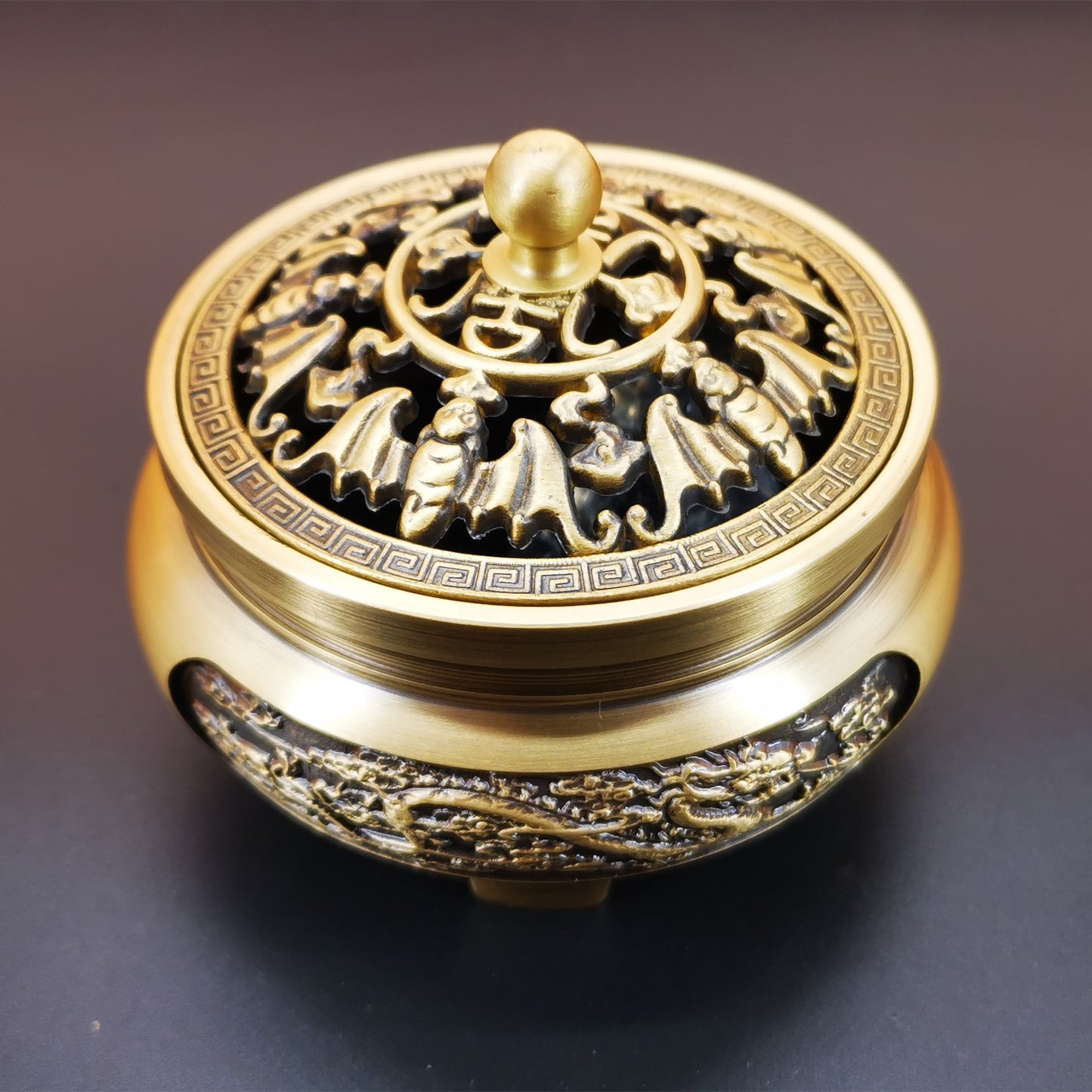 craftsman antique copper incense burner pure copperHome decoration household Zen Xuande stove plate sandalwood burner carving